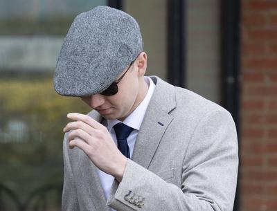Court case following theft of Paddington Bear statue-stock-foto