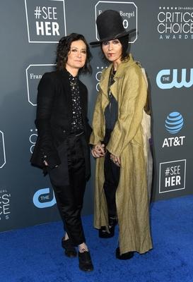 13 January 2019 - Santa Monica, California - Sara Gilbert, Linda Perry. The 24th Annual Critics Choice Awards held at B-stock-foto