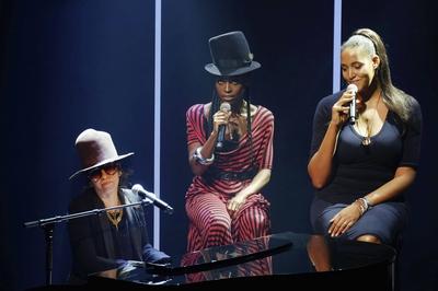 Linda Perry, Skye Edwards und Cassandra Steen bei der Verleihung des Anchor 2018 Awards auf dem Reeperbahnfestival 2018-stock-foto