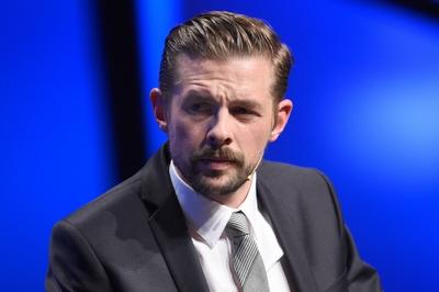 Klaas HEUFER UMLAUF Fernsehmoderator Comedian Produzent Einzelbild angeschnittenes Einzelmotiv Portr-stock-foto
