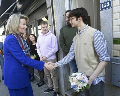 Queen Mathilde visits the Maison Auton'Home-stock-foto