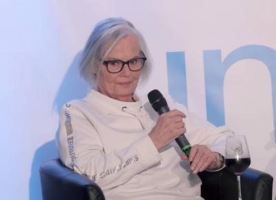 Charity-Talk, Unterhaltung am Meer zugunsten von UNICEF, Jubilaeum 20 Jahre Veranstalterin Rotraud Schwarz Timmendorfer-stock-photo