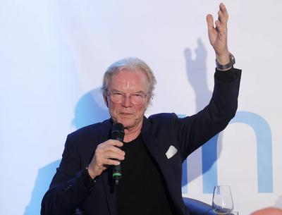 Charity-Talk, Unterhaltung am Meer zugunsten von UNICEF, Jubilaeum 20 Jahre Timmendorfer Strand *** Charity talk, entert-stock-photo
