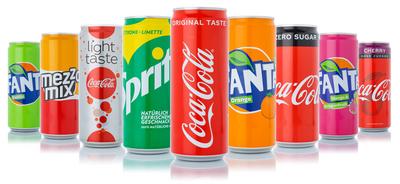 Coca Cola Coca-Cola Produkte Fanta Sprite Limonade Getr?nke in Dose Freisteller freigestellt isoliert Stuttgart, Deutsch-stock-foto
