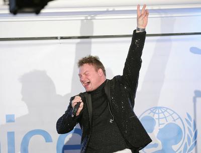 Charity-Talk, Unterhaltung am Meer zugunsten von UNICEF, Jubilaeum 20 Jahre Timmendorfer Strand *** Charity talk, entert-stock-photo