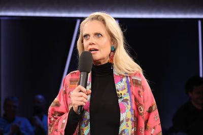 Barbara Sch?neberger moderiert die NDR Talk Show, Fototermin am 28.3.2025 vor der Sendung im 3. Programm des NDR Fernseh-stock-foto