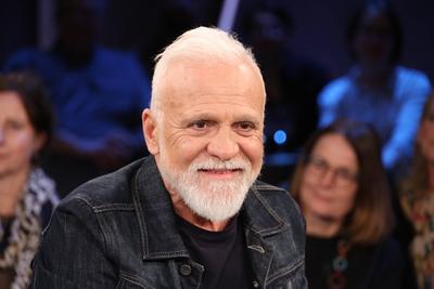 Nino de Angelo, S?nger, zu Gast in der NDR Talk Show, Fototermin am 28.3.2025 vor der Sendung im 3. Programm des NDR Fer-stock-photo