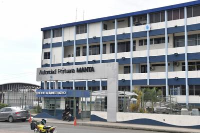 MANTA-PUERTO-BASE-stock-foto