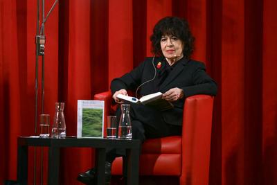 2022 - Lesung der Monika Helferim Pfarrsaal in BAd Ischl, im Rahmen der Kulturinstitution "Literaturschiff, am 28.03.25-stock-photo