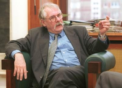 Interview Gerd Poppe Beauftragter fuer Menschenrechte und humanitaere Hilfe im Auswaertigen Amt-stock-foto