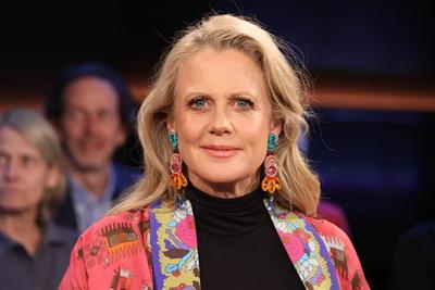 Barbara Sch?neberger moderiert die NDR Talk Show, Fototermin am 28.3.2025 vor der Sendung im 3. Programm des NDR Fernseh-stock-foto