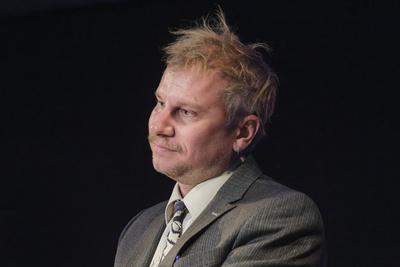 Der Schauspieler Robert Stadlober bei einer Veranstaltung anl?sslich der lit.Cologne in der K?lner Kulturkirche. *** The actor Robert Stadlober at an event on the occasion of lit.Cologne in Cologne's Kulturkirche.-stock-photo