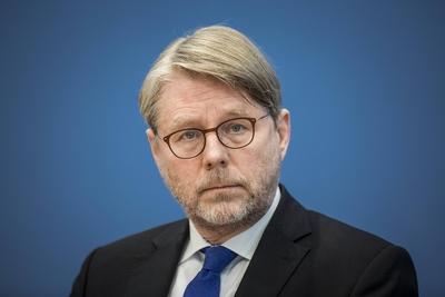 Hans Eckhard Sommer Praesident des Bundesamts fuer Migration und Fluechtlinge aufgenommen im Rahm-stock-photo