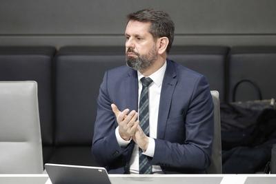 25.03.2020, Niedersaechsischer Landtag, Hannover, Sitzung des Niedersaechsischen Landtages im Plenarsaal, Niedersachsen-stock-foto