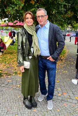 PREMIERE M?NCHHAUSEN - ODER FREUDS LETZTE REISE Gerit Kling mit Ehemann Wolfram Becker PREMIERE M?NCHHAUSEN - ODER FREU-stock-photo
