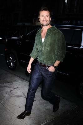 Glenn Powell seen at Smash Kitchen-stock-foto