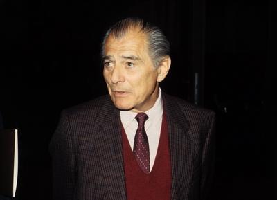 Bildnummer: 56631930  Datum: 01.06.1985  Copyright: imago/teutopressSammy Drechsel (Kabarettist, Sportjournalist) 06/85 haef Kabarett Schauspieler Schauspiel Film TV Fernsehen Komiker Komik Regisseur Regie Sportreporter Journalist Journalismus M?nchner Lach- und Schie?gesellschaft Karl-Heinz Kamke Mann quer Portrait seri?s Sakko Hemd Krawatte Pullunder Pullover People Kultur Entertainment 05 xmk x0x 1985 quer  56631930 Date 01 06 1985 Copyright Imago teutopress Sammy Drechsel Comedian Sports journalist 06 85 Haef Cabaret Actor Acting Film TV Television Comedians comic Director Director Sports reporter Journalist Journalism Munich Lach and Schie?gesellschaft Karl Heinz Kamke Man horizontal Portrait seriously Jacket Shirt Tie Slipovers Sweater Celebrities Culture Entertainment 05 xmk x0x 1985 horizontal-stock-foto