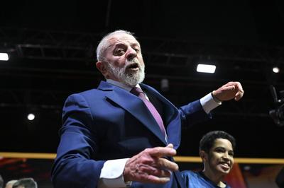 Lula evento Brasil dando a volta por cima-stock-foto