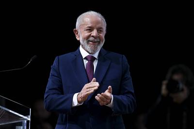 Lula evento Brasil dando a volta por cima-stock-foto