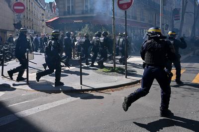 Student Demonstration in Paris, April 3, 2025-stock-foto