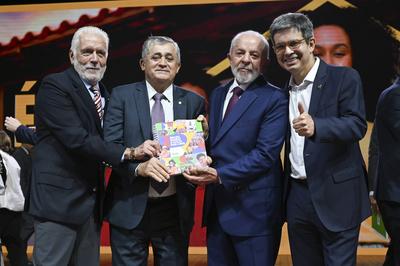 Lula evento Brasil dando a volta por cima-stock-foto