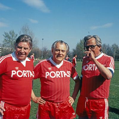M?nchner Lach- und Schie?gesellschaft, Fu?ballspiel zum 60. Geburtstag von Sammy Drechsel (Mitte), Walter Kabel (links),-stock-foto