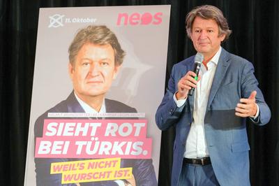20201003 Federal general meeting of NEOS in Vienna VIENNA, AUSTRIA - OCTOBER 3: Member of the National Council Helmut Br-stock-foto