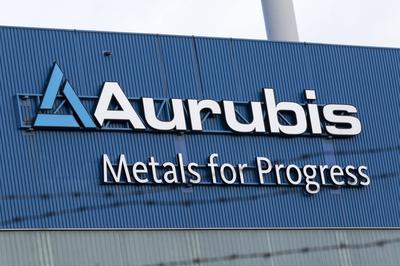 Der Kupferrecycler Aurubis hat im Gesch?ftsjahr 2022/23 schwere R?ckschl?ge erlitten. Diebstahl- und Betrugsf?lle belast-stock-foto