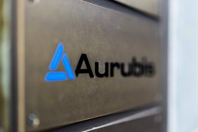 Das Logo von Kupferproduzent Aurubis, aufgenommen in Berlin, 02.02.2022. Berlin Deutschland *** The logo of copper produ-stock-foto