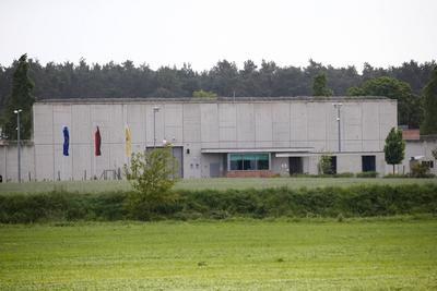 Haupteingang - JVA Justizvollzugsanstalt in Burg Madel - Fotografiert am 09.05.2018 *** Main entrance JVA Prison in Bur-stock-foto