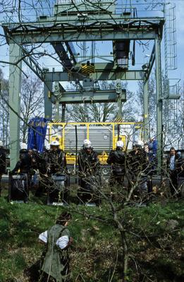 25.04.1995 Castorverladekran Deutschland/ Niedersachsen/ Wendland/ Dannenberg/ am Castorverladekran/ der erste Castorbeh-stock-foto