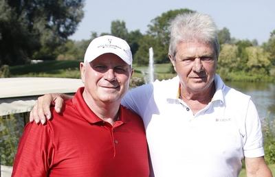 1108/ Uli Hoeness (Praesident FC Bayern Muenchen), Dietmar Hopp (Mitbegruender SAP AG) / 3. Aktion Kindertraeume Golf Cu-stock-foto