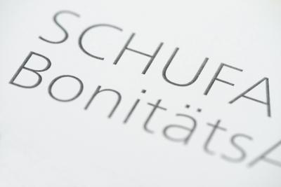 SCHUFA Bonit?tsauskunft Ein Formular der SCHUFA Bonit?tsauskunft *** SCHUFA credit report A form from SCHUFA credit repo-stock-foto
