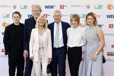 Max von der Groeben, Alexander von der Groeben, Ulrike von der Groeben, Peter Kloeppel, Carol Kloeppel, Geena Kloeppel-stock-photo