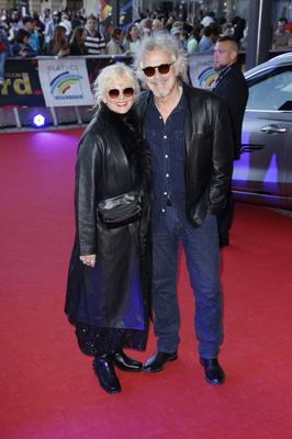 Wolfgang Niedecken mit Ehefrau Tina Golemiewski-stock-foto
