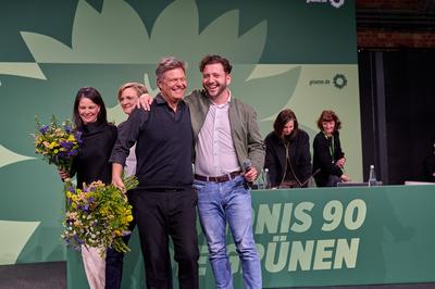 1. Ordentlicher L?nderrat 2025 ? Abschied-stock-photo