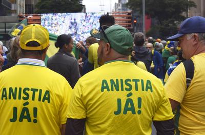Ato com Bolsonaro na Paulista pede anistia-stock-photo