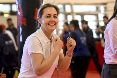 Princess Claire Visits Sport2be In Anderlecht-stock-foto