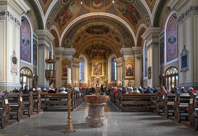 2022 - Konzert  des L'Orfeo Barockorchesters und des Collegium Vocale Salzburg (Johannes Passion - Johann Sebastian Bach), in der Stadtpfarrkirche St. Nikolaus in Bad Ischl, im Rahmen der Salzkammergut Festwochen Gmunden, am 06.04.25-stock-photo
