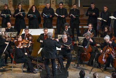 2022 - Konzert  des L'Orfeo Barockorchesters und des Collegium Vocale Salzburg (Johannes Passion - Johann Sebastian Bach), in der Stadtpfarrkirche St. Nikolaus in Bad Ischl, im Rahmen der Salzkammergut Festwochen Gmunden, am 06.04.25-stock-photo
