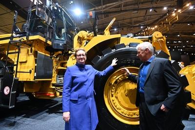 BAUMA  2025 -weltgroesste Messe fuer Baumaschinen vom 7.-13.April 2025-stock-foto