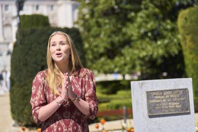 Catharina-Amalia, Princess of Orange attends the inauguration of her tulip garden for Madrid-stock-foto