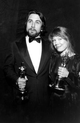 Robert Deniro And Sissy Spacek at the 53rd Academy Awards on March 31, 1981, at the Dorothy Chandler Pavilion in Los Ang-stock-foto