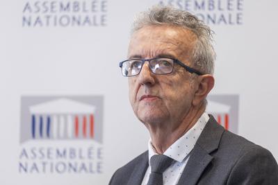 Remise du rapport de la commission d enquete parlementaire sur l aide sociale a l enfance-stock-foto