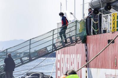 Emergency's Life Support Arrives in Naples with 171 Rescued Migrants-stock-foto