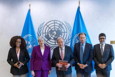 Secretary-General Antonio Guterres with The Rt. Hon. Baroness Theresa May, former Prime Minister of the United Kingdom o-stock-foto