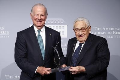 Verleihung des Henry A. Kissinger Prize 2014 in Berlin-stock-foto