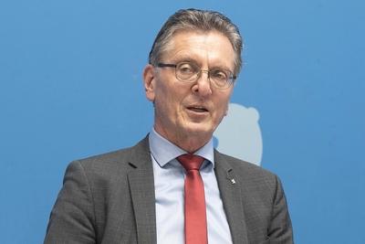 Senatspressekonferenz-stock-foto