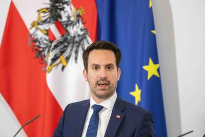 20250409 Pressebriefing vor und Pressefoyer nach der Regierungsklausur mit den Regierungsspitzen-stock-foto