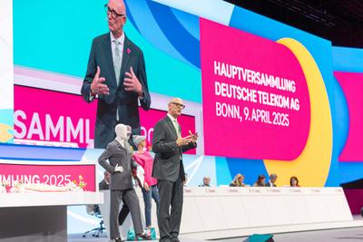 Deutsche Telekom Hauptversammlung in Bonn - 09.04.2025-stock-foto